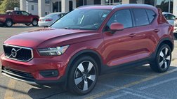 2020 Volvo XC40 T5 Momentum