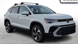 2025 Volkswagen Taos SE 4Motion