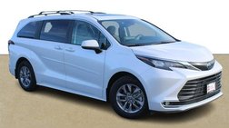 2024 Toyota Sienna XLE 7-Passenger