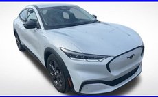 2023 Ford Mustang Mach-E Select