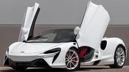 2023 McLaren Artura Base