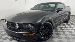 2006 Ford Mustang GT Deluxe