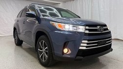2017 Toyota Highlander SE