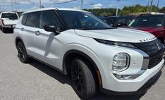 2023 Mitsubishi Outlander SEL Black Edition