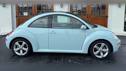 2010 Volkswagen New Beetle 