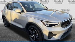 2025 Volvo XC40 B5 Core Bright Theme