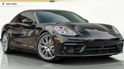 2022 Porsche Panamera 4