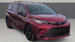 2025 Toyota Sienna XSE 7-Passenger