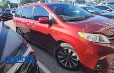 2020 Toyota Sienna XLE