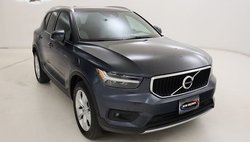 2022 Volvo XC40 T5 Momentum