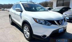 2017 Nissan Rogue Sport SV
