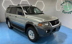 2000 Mitsubishi Montero Sport XLS