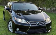 2013 Lexus ES 300h Base