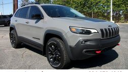 2023 Jeep Cherokee Trailhawk