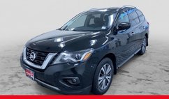 2017 Nissan Pathfinder SV