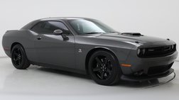 2016 Dodge Challenger 392 HEMI Scat Pack Shaker