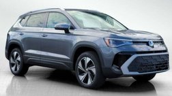 2025 Volkswagen Taos SE 4Motion