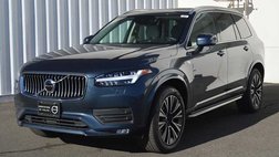 2022 Volvo XC90 T6 Momentum 7-Passenger