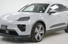 2025 Porsche Macan 4S Electric