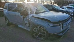 2025 Rivian R1S Adventure