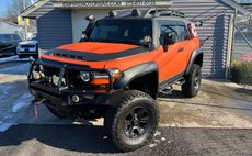 2014 Toyota FJ Cruiser Base