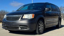 2016 Chrysler Town and Country Touring