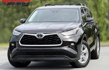 2020 Toyota Highlander LE