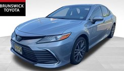 2022 Toyota Camry Hybrid XLE