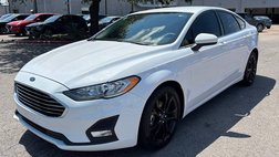 2020 Ford Fusion SE