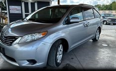 2011 Toyota Sienna LE
