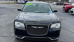2018 Chrysler 300 Touring