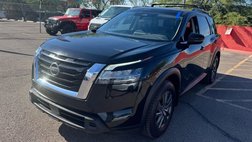 2022 Nissan Pathfinder SV