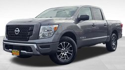 2022 Nissan Titan SV