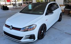 2021 Volkswagen Golf GTI SE