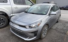 2023 Kia Rio5 S