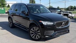 2022 Volvo XC90 T6 Momentum 7-Passenger