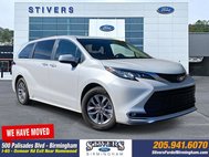 2022 Toyota Sienna XLE