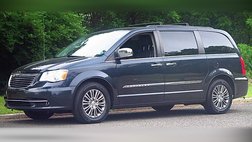 2014 Chrysler Town and Country Touring-L