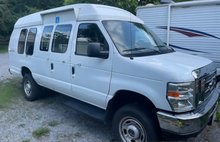 2013 Ford E-Series E-350 SD