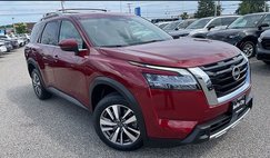 2023 Nissan Pathfinder SL