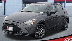 2020 Toyota Yaris Hatchback LE