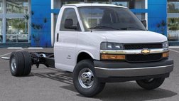 2025 Chevrolet Express 3500