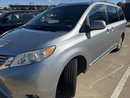 2015 Toyota Sienna XLE Premium