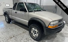 2001 Chevrolet S-10 