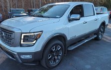 2021 Nissan Titan Platinum Reserve