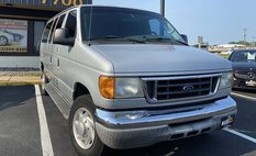 2005 Ford E-Series E-350 XLT