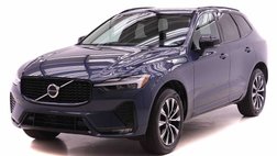 2024 Volvo XC60 B5 Core Dark Theme