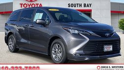2023 Toyota Sienna XLE