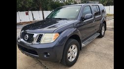 2012 Nissan Pathfinder LE