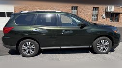 2019 Nissan Pathfinder S